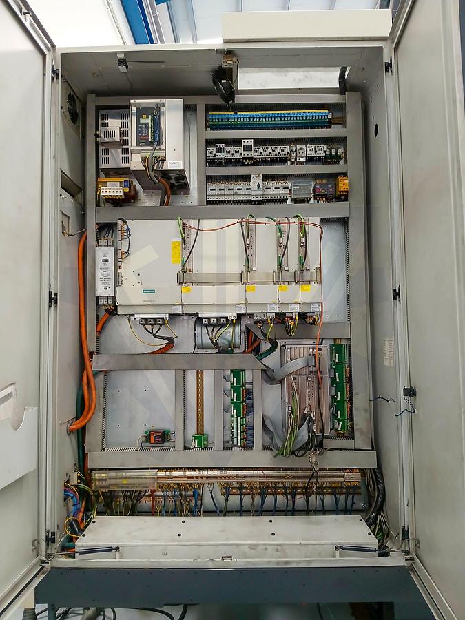 Usado FRESADORA BANCADA FIJA NICOLÁS CORREA BRAVA-30