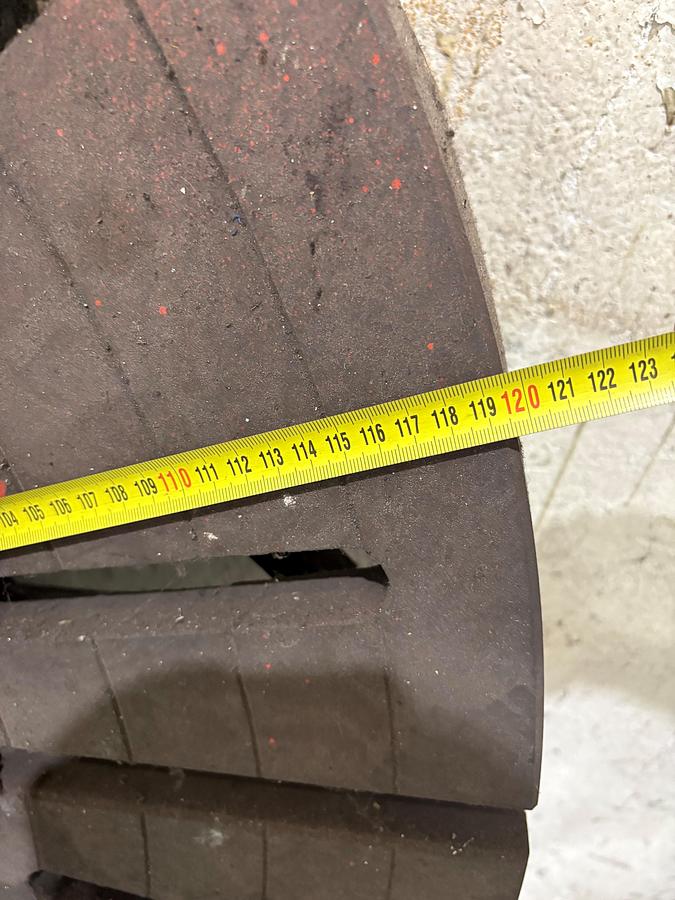 Usado Plato de torno de 4 garras independientes Ø 1.200 mm de ocasión