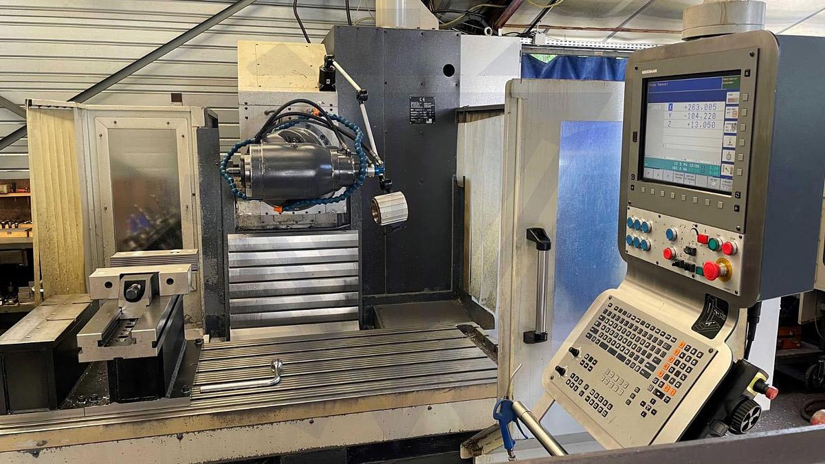 Usado Fresadora NICOLÁS CORREA CF22/20 PLUS