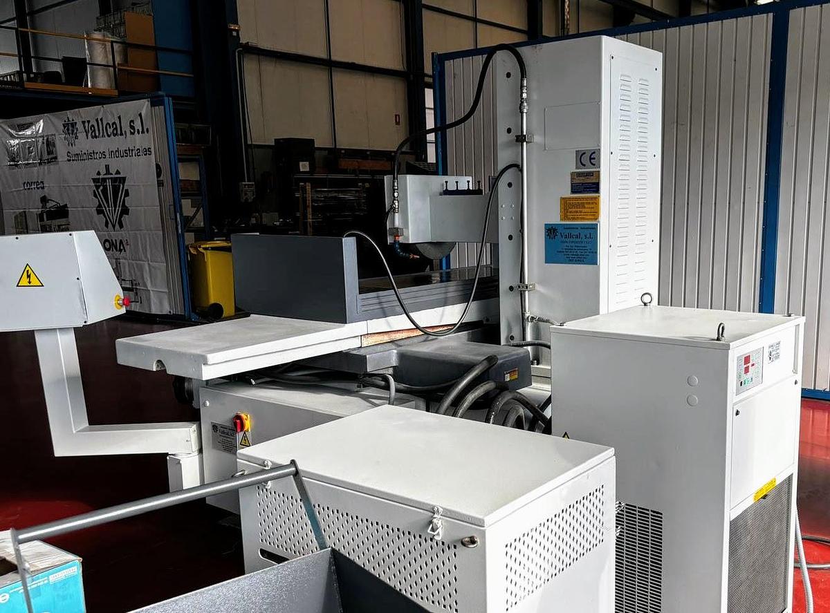 Usado Rectificadora EQUIPTOP ESG-1640 ASD