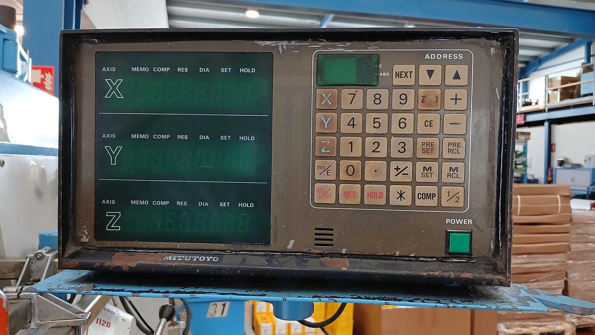 Usado Fresadora CORREA FU-10