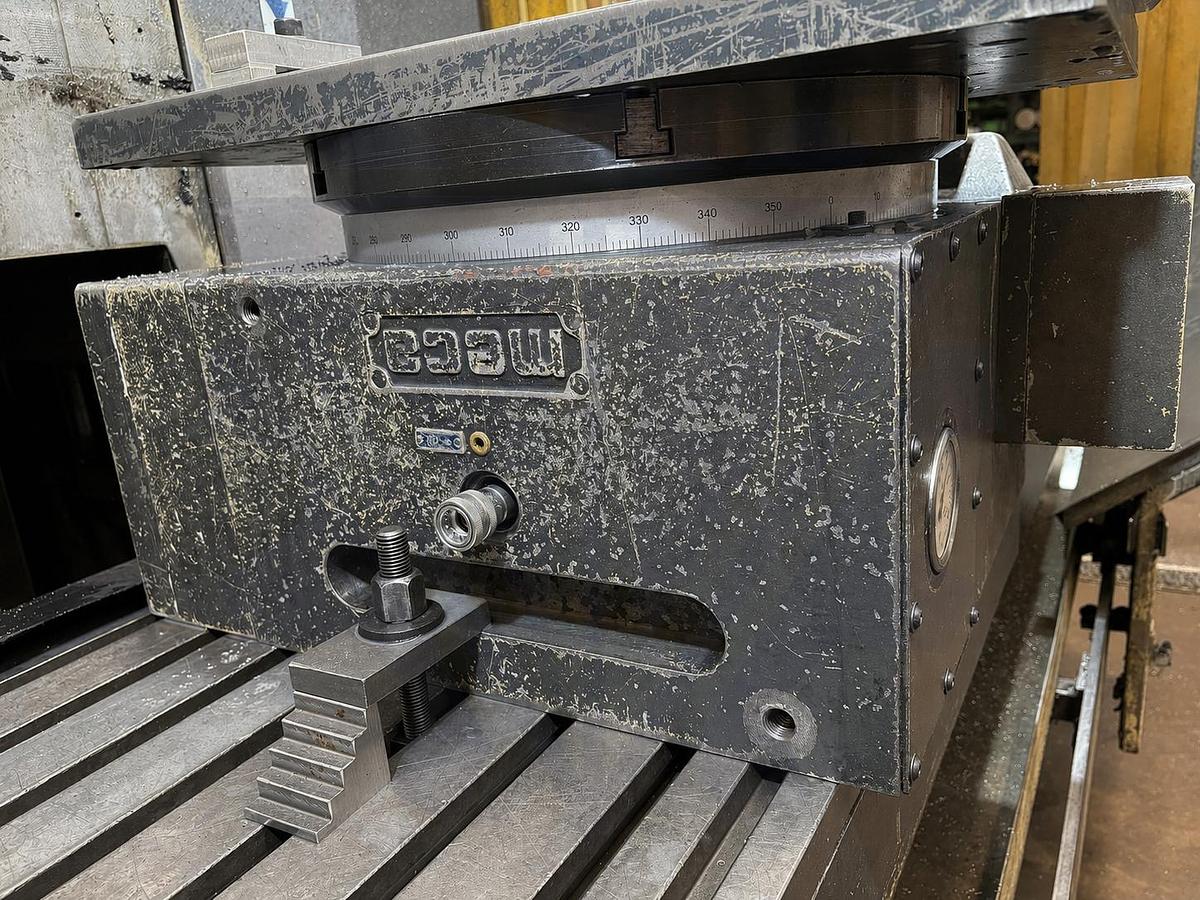 Usado Fresadora CNC de bancada fija Correa A30/40 retrofitada