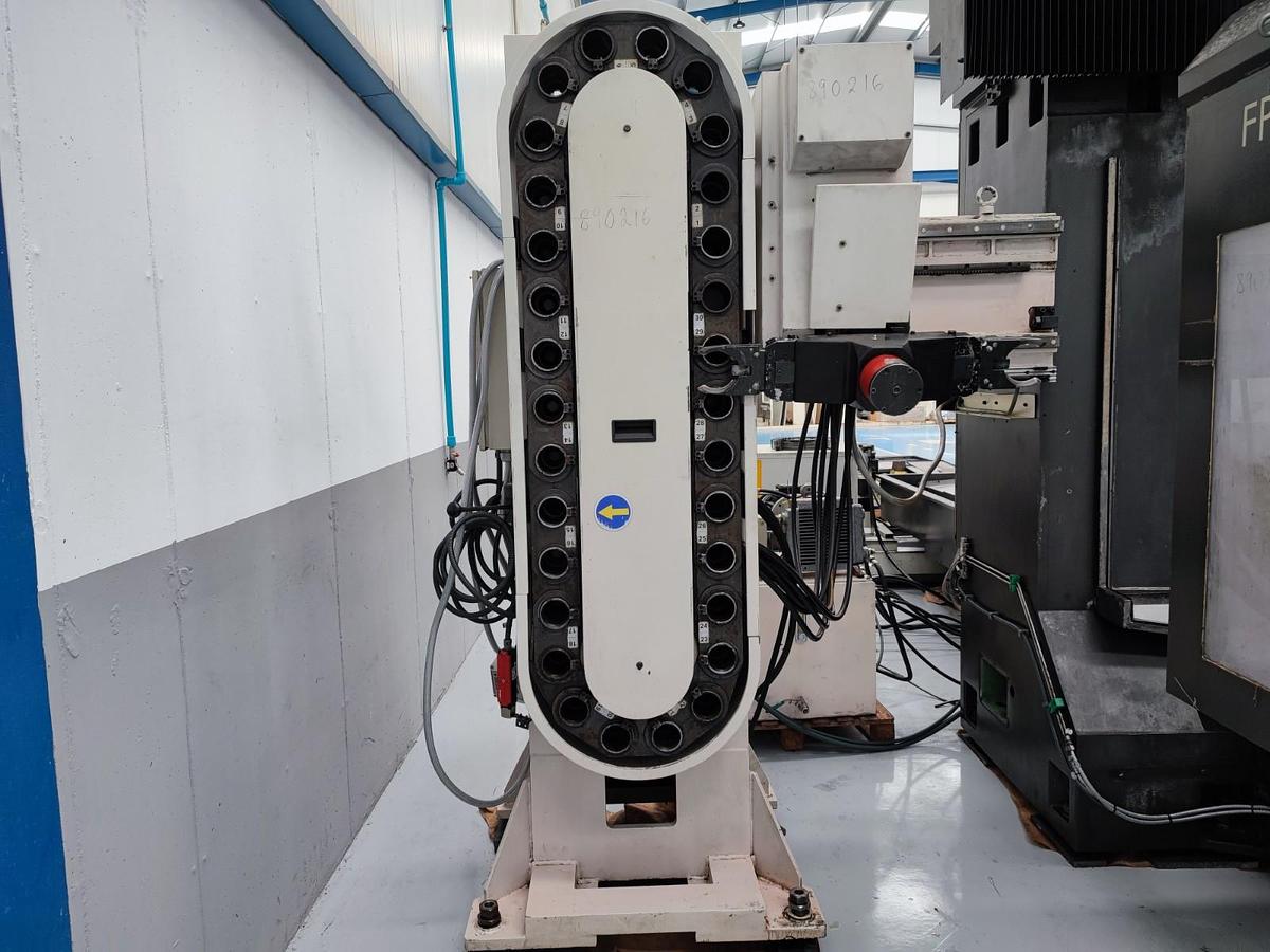 Usado FRESADORA PUENTE MOD FP30/35