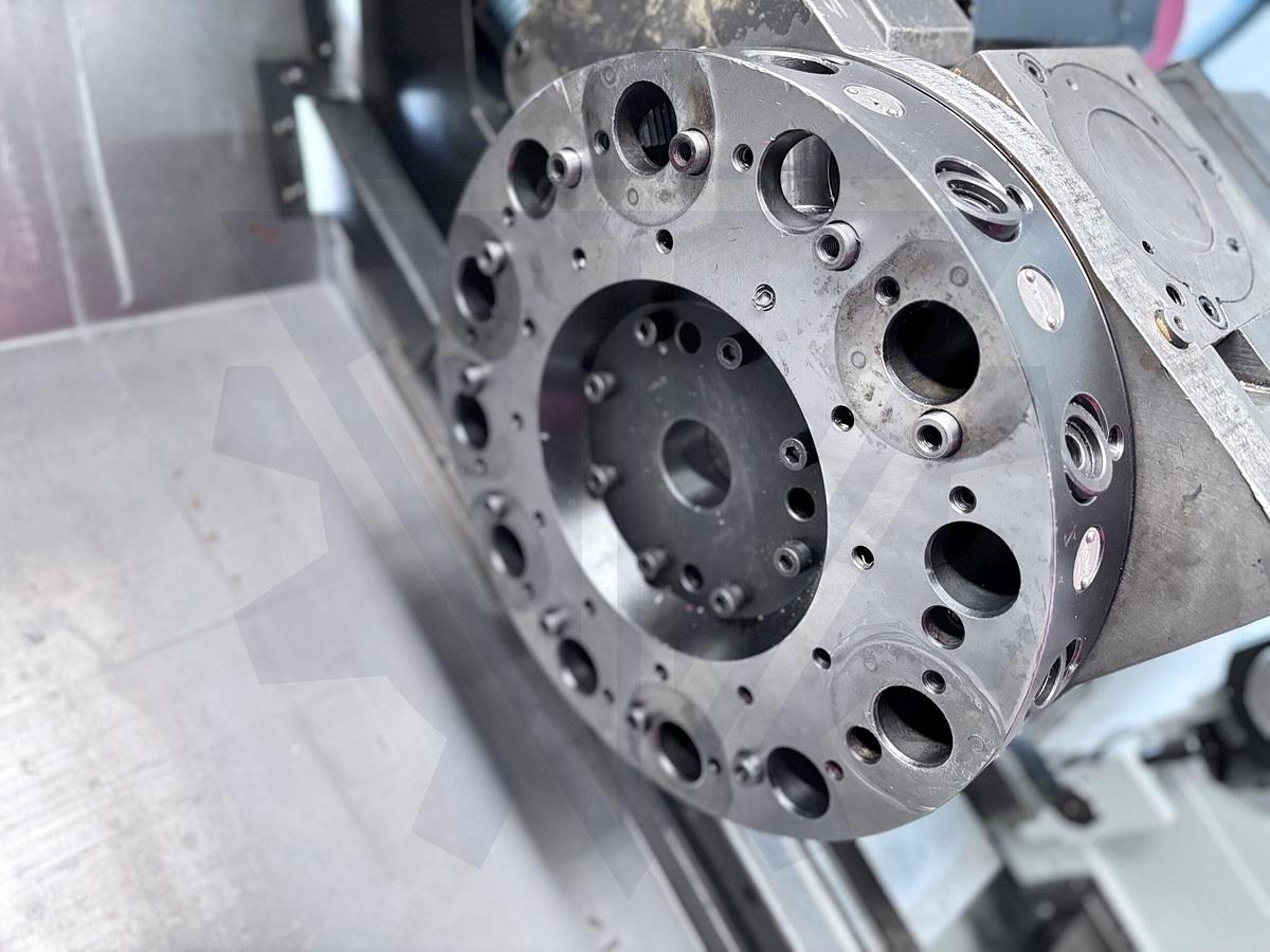 Usado Torno CMZ mod. TBI-450MC