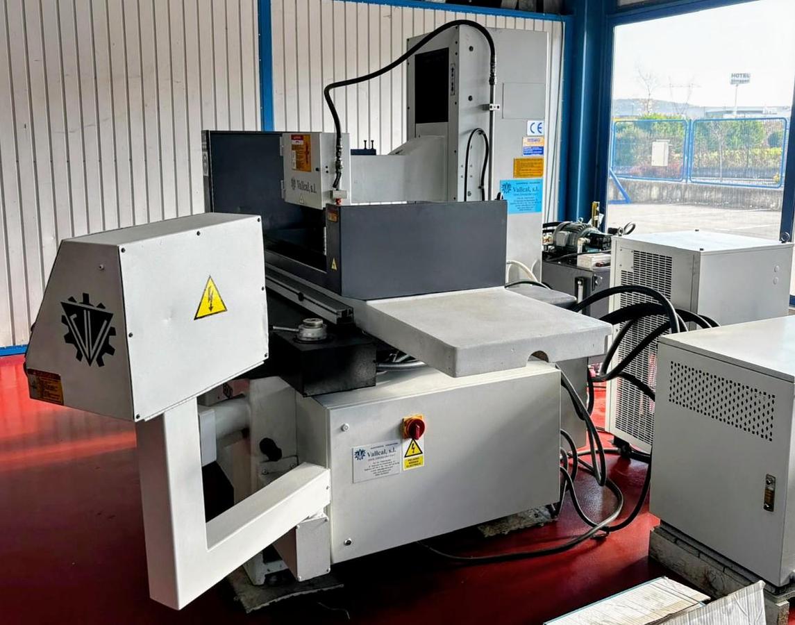 Usado Rectificadora EQUIPTOP ESG-1640 ASD