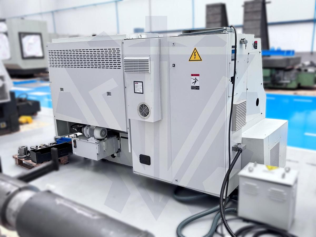 Usado Torno CMZ mod. TBI-450MC