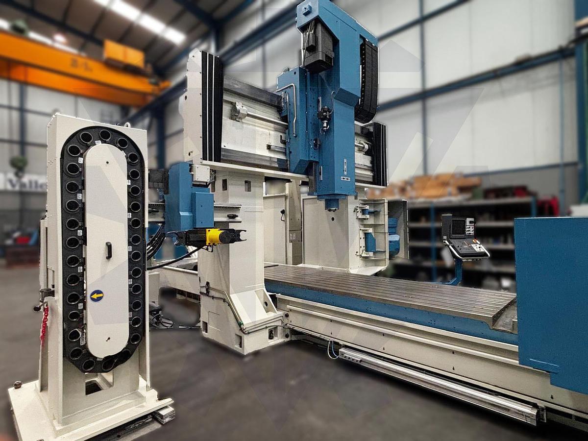 Usado FRESADORA FP40-40S