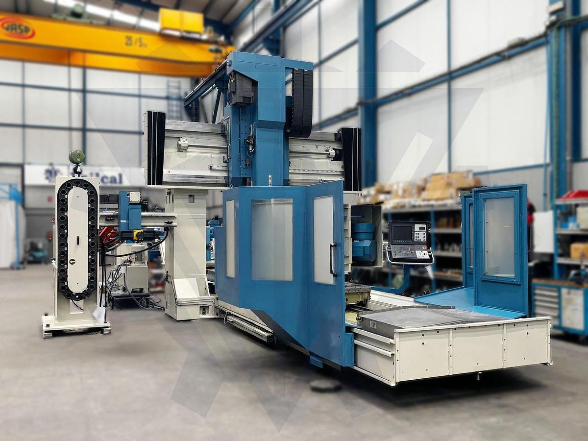 Usado FRESADORA FP40-40S