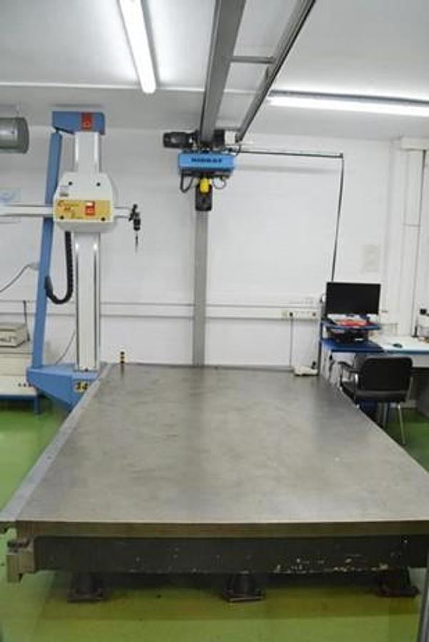 Usado TRIDIMENSIONAL MORA MOD. 0151.12.14.30