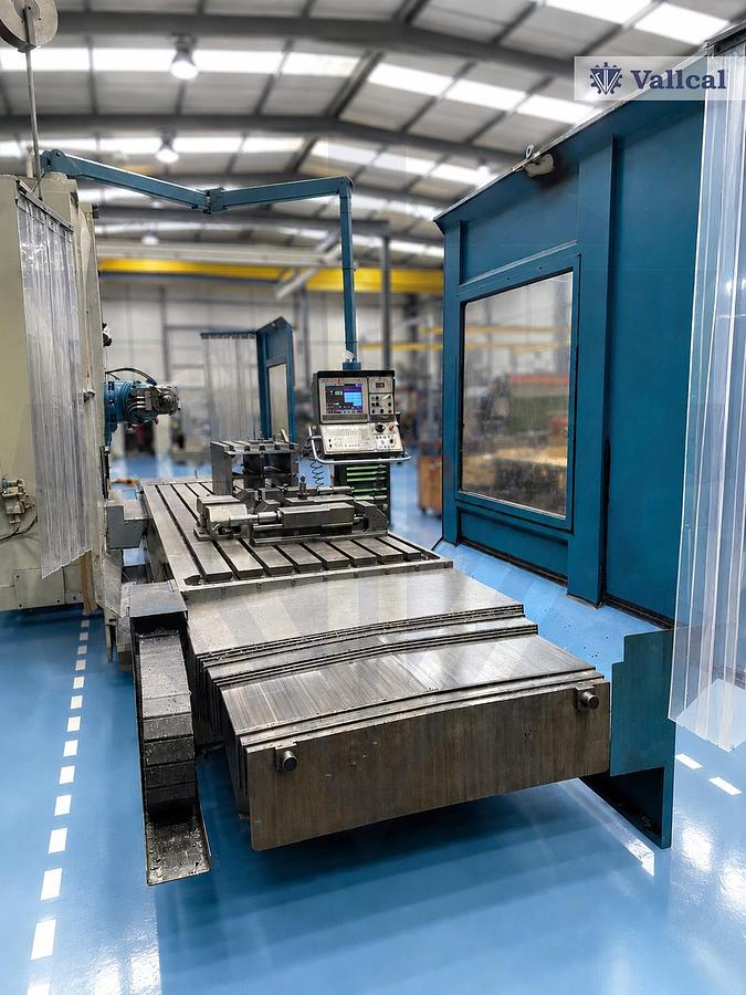 Usado Fresadora CNC de bancada fija Correa A30/40 retrofitada