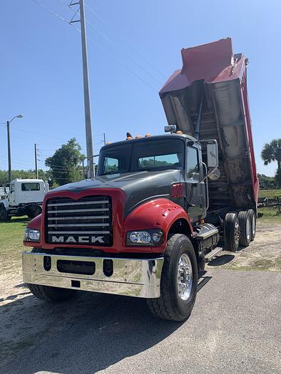 Used 2008 MACK GU713