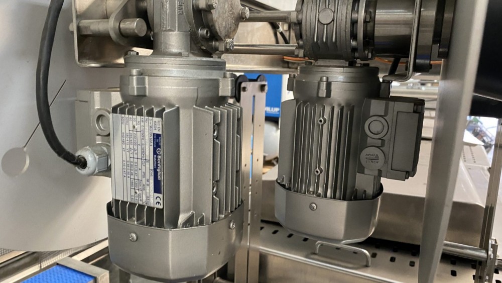 Ulma high speed thermoformer, TF700 with MAP option.