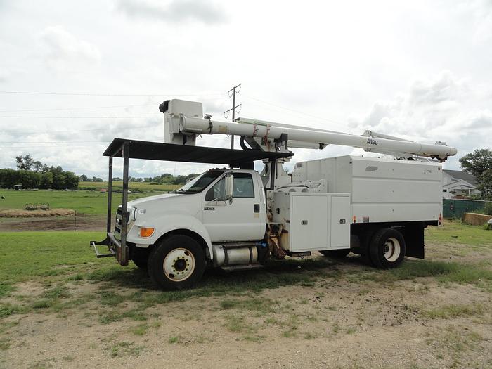 Used 2013 Ford / Altec F750 / LRV60-E70