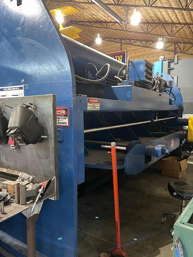 Used 1989 Accurpress 16' x 1/2" Hydraulic Accurshear 850016