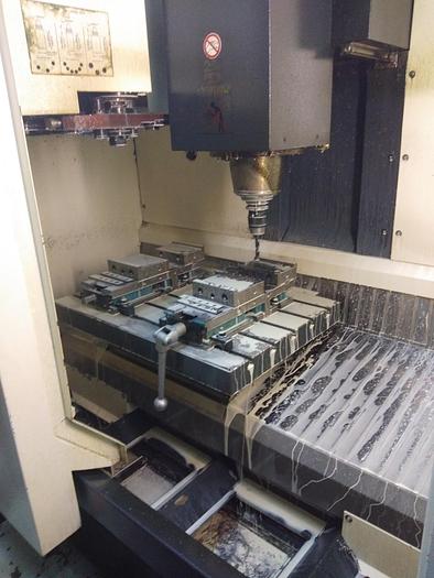 Used 2010 DMG DMC 635V ECO Used cnc machining center