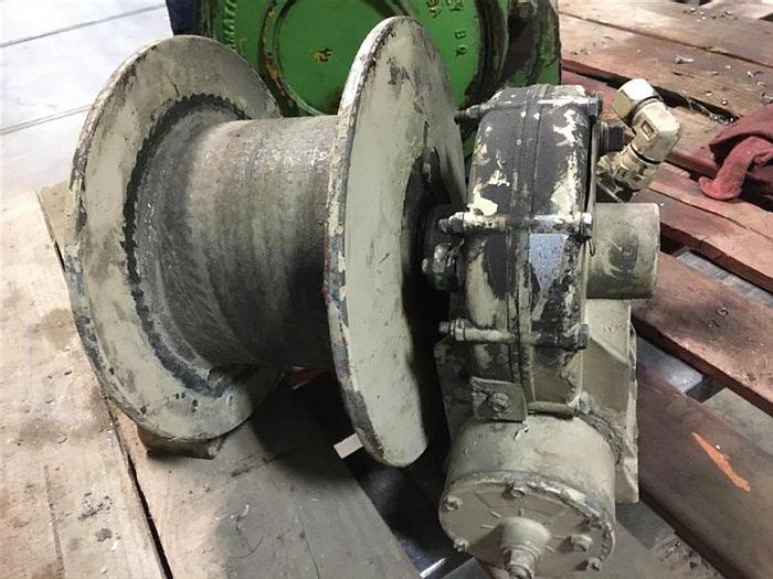 Used 0 RKI Hydraulic S0046L Winch
