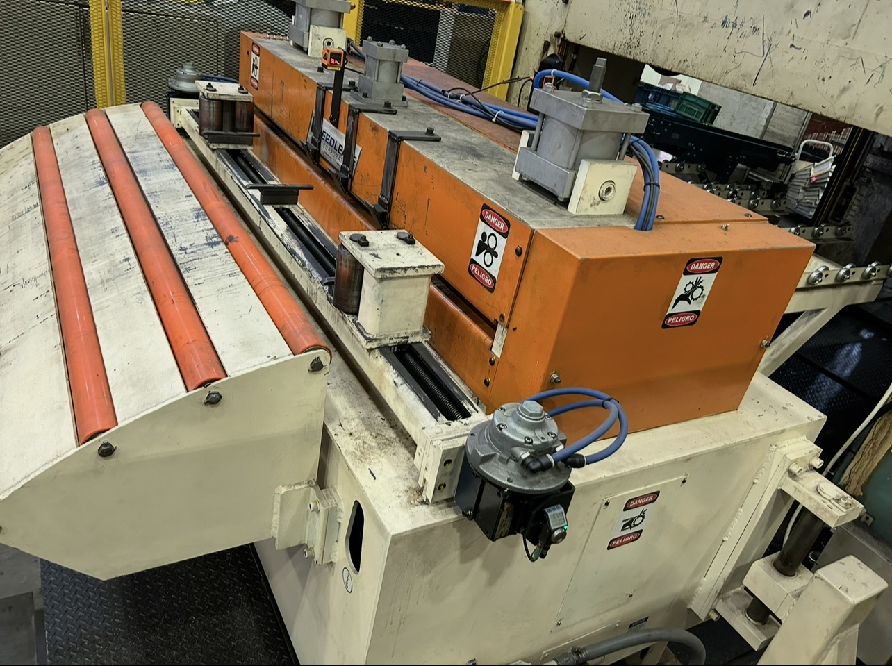 Used 2016 Feedlease-Universal Feed 66" Conventional Feed Line