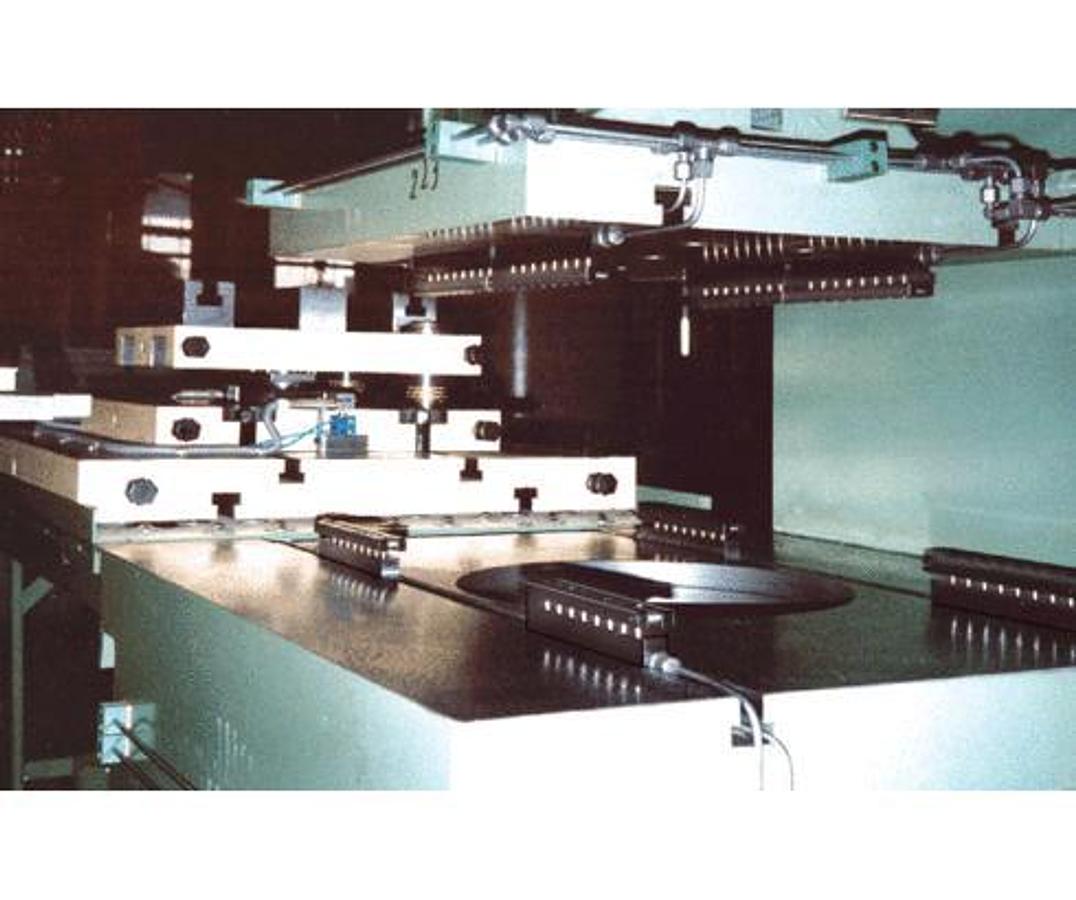 Double-T clamping bar DW 18/150 with rollers