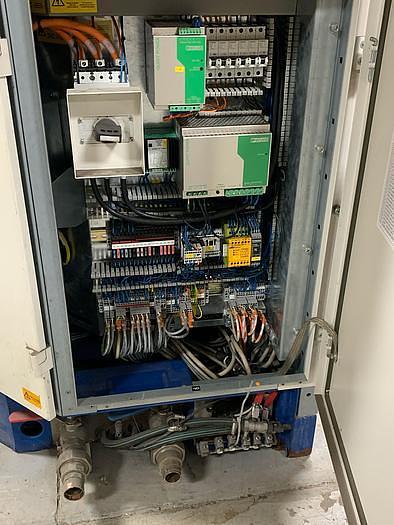 Used LINCOLN ELECTRIC  IRB 2400 ROBOTIC LASER WELDING CELL WITH DUAL ABB IRBP 2000L DUAL TRUNNIONS