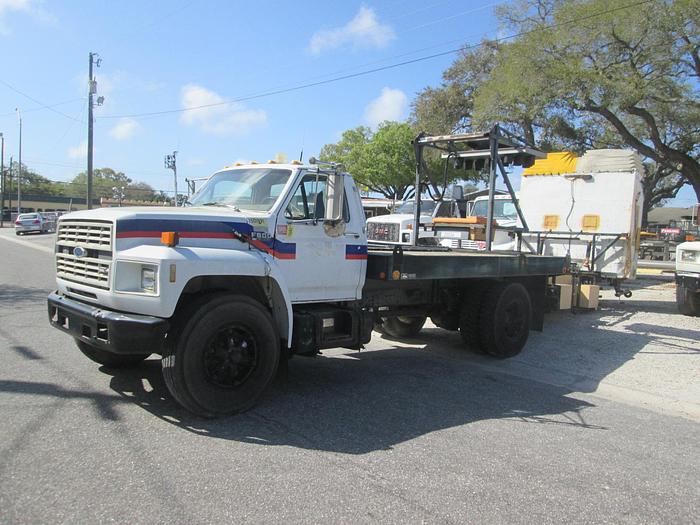 Used 1989 Ford F800 Attenuator Flat Bed Crash Truck