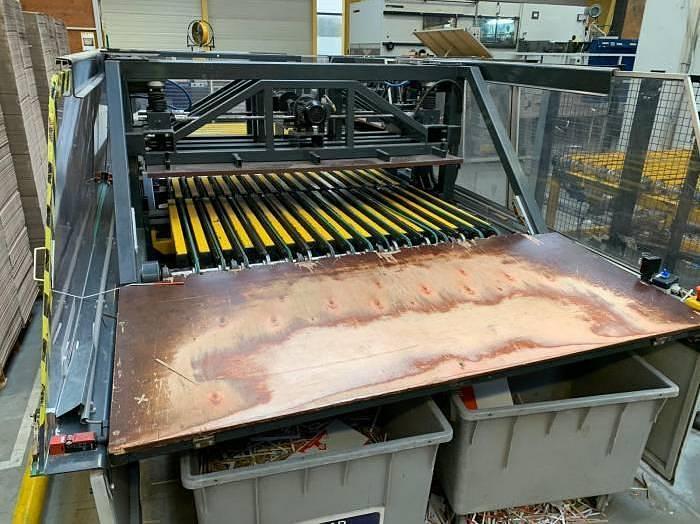 Used Pallmac 130 - 2 palletiser (1997)