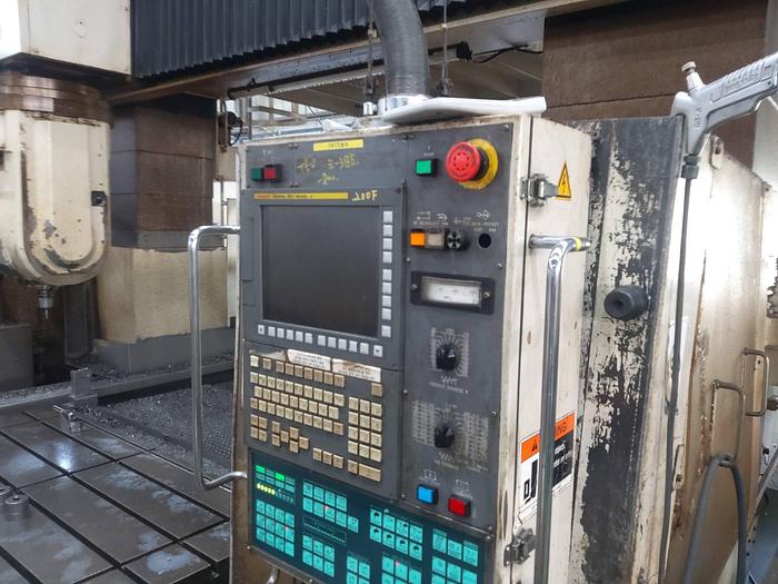 Used Machining Center Vertical SNK RB-200F