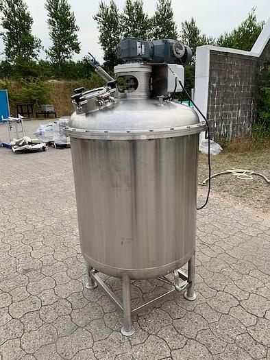 Used Rustfri 1000 liters tank
