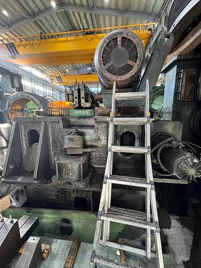 Refurbished Press Hot Forging KB8042