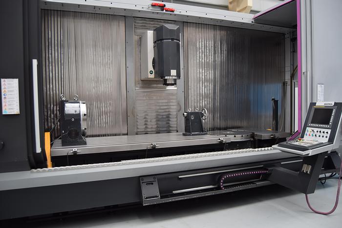 Utilisé IBARMIA ZVH 58 L 3000
