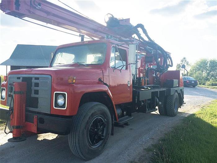 Used 1986 Gus Pech Brat 22R Drill Rig