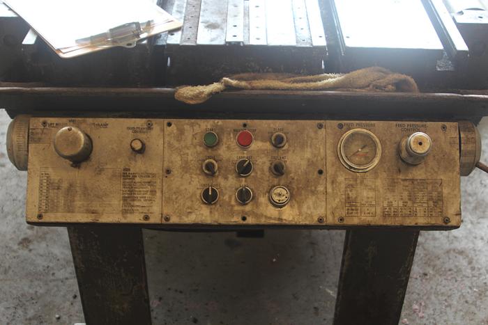 Used 1980 Marvel 81A Vertical Band Saw | 18" x 25"
