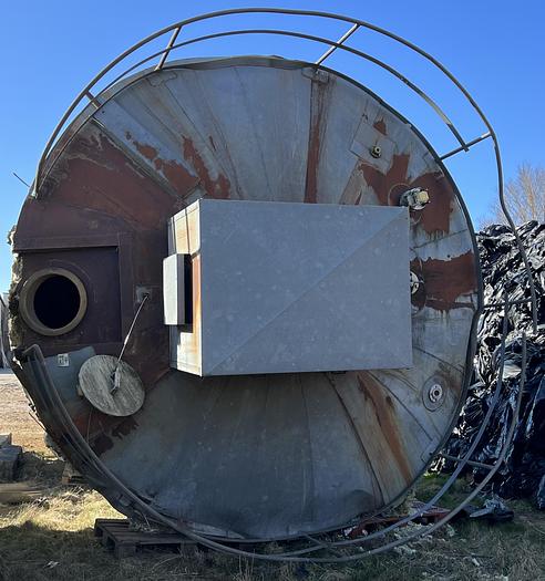 Used 1995 Industry 55.000 liter acid proof stainless steel vessel with strong stirrer