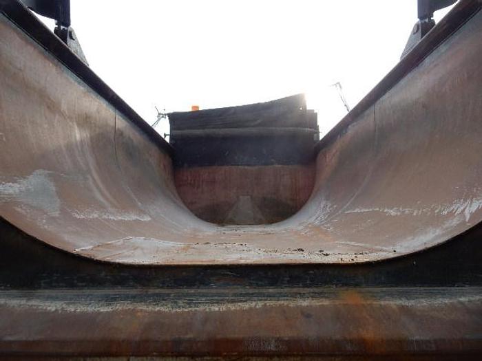 Used 14' Kybato AR-500 Quick Change Box with Kybato Quick Change 5th Wheel Plate & Aluminum headache rack