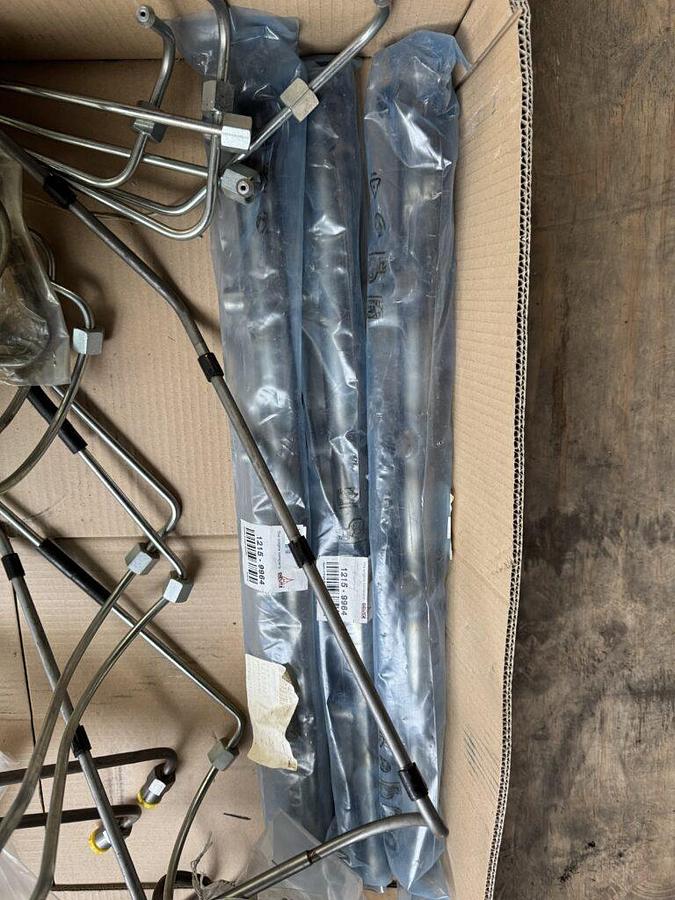 Used WATER MANIFOLD P/N 12159964 MWM 225/226