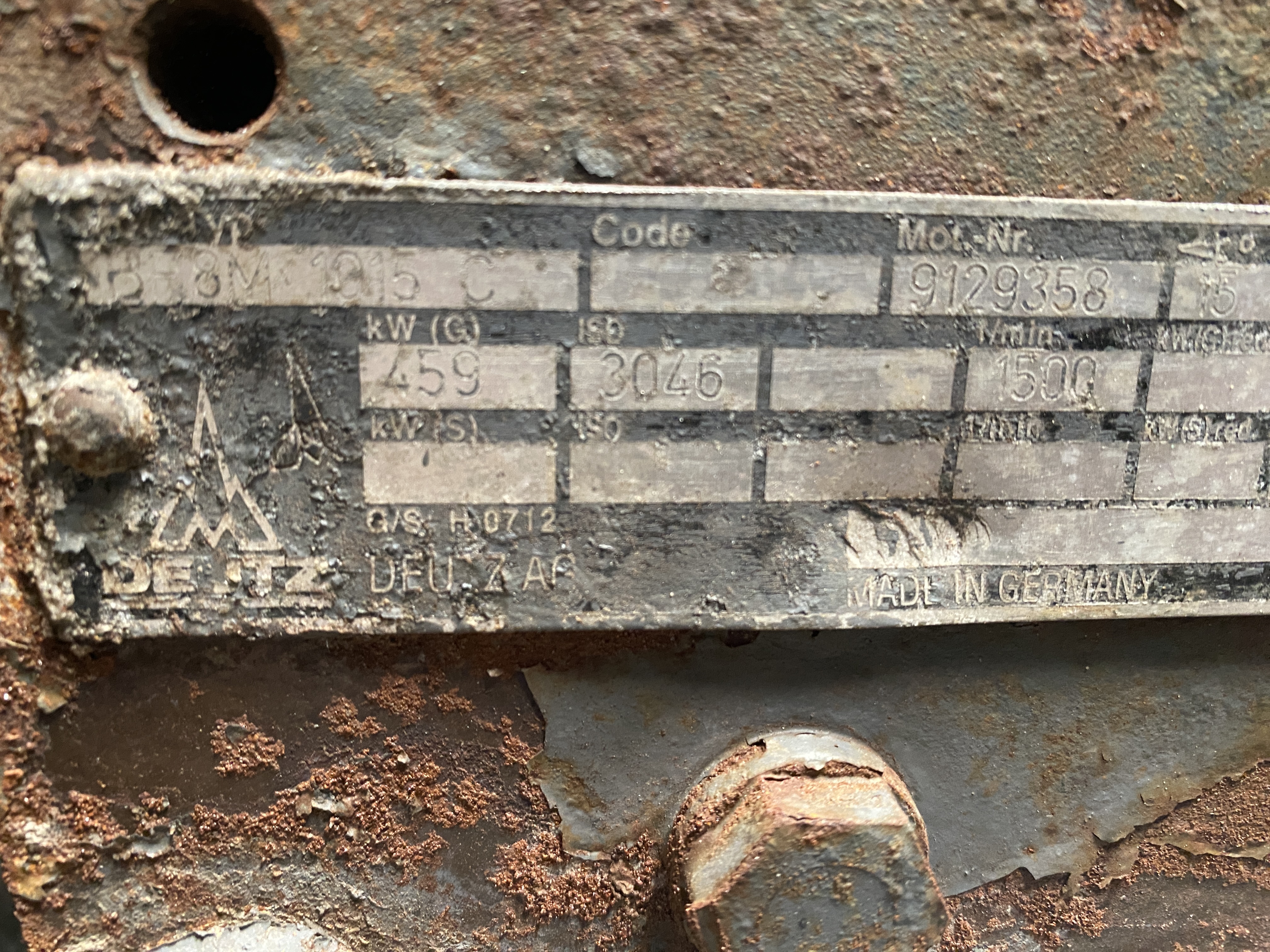 Used 1999 DEUTZ BF8M1015C / STAMFORD GEN.SET 530 KVA