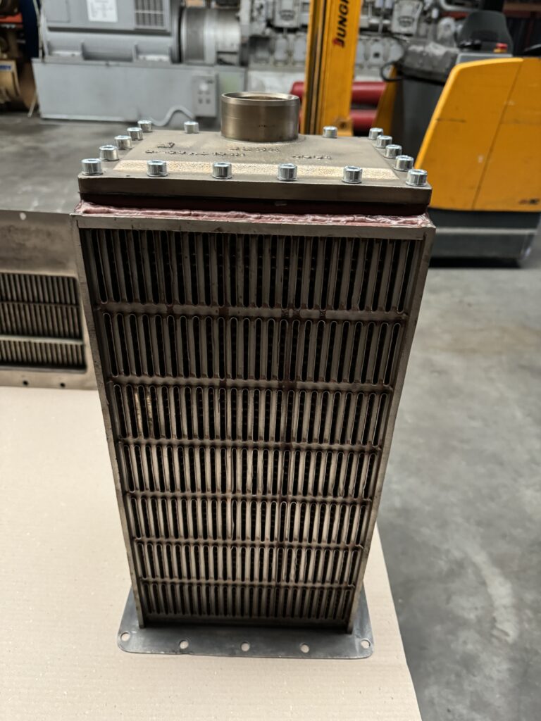 Used COOLER INSERT BEHR DEUTZ BA12M816 / BA16M816