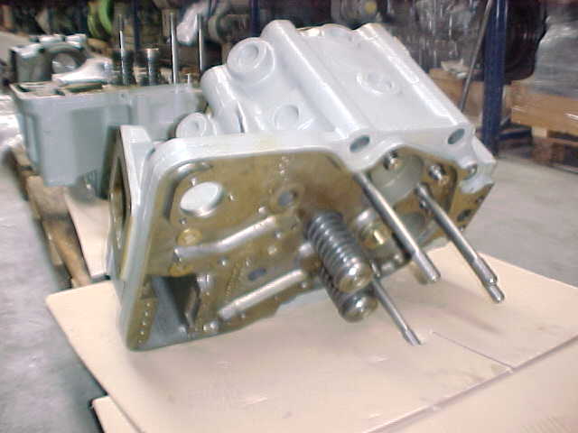 Used CYLINDER HEADS MWM TBD 510-L6 / L8