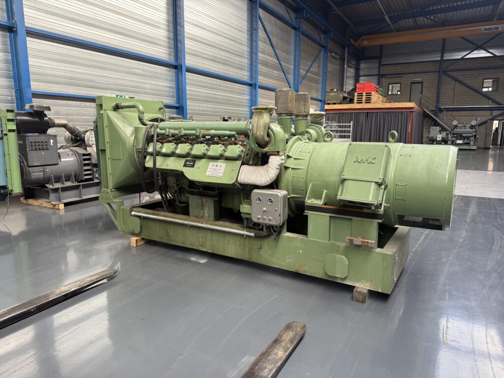 Used DEUTZ BF12M716 / A.VAN KAICK DIB 100D.4 - 325 KVA