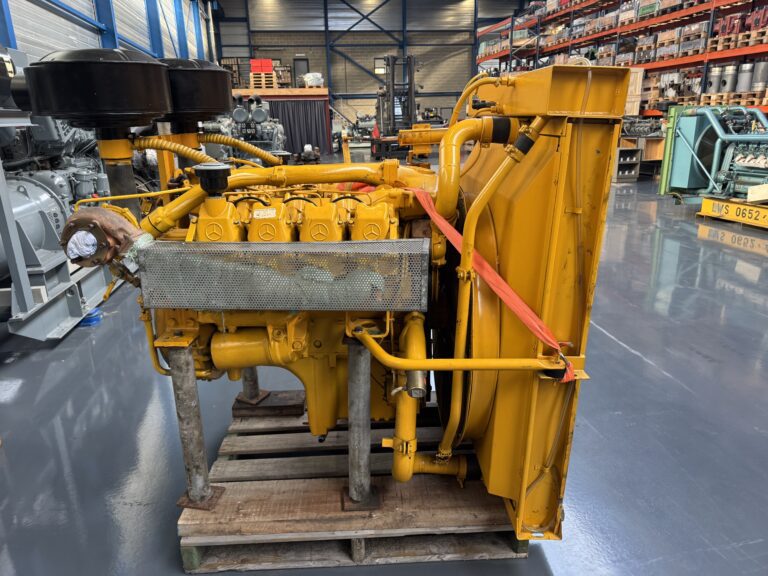 Used 1991 Mercedes Om442A / MTU 8V183 TA 32