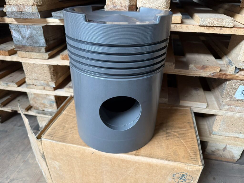 Used PISTON 12178478 – MWM TBD 440