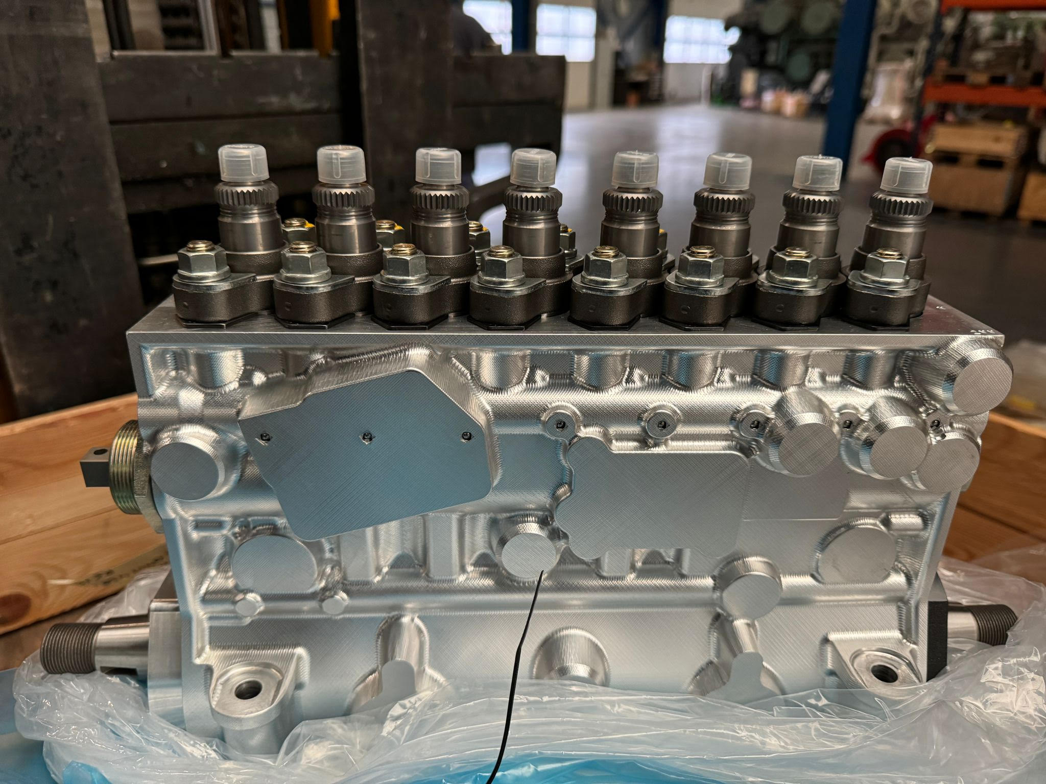 FUEL INJECTION PUMP BOSCH TBD616 - V16