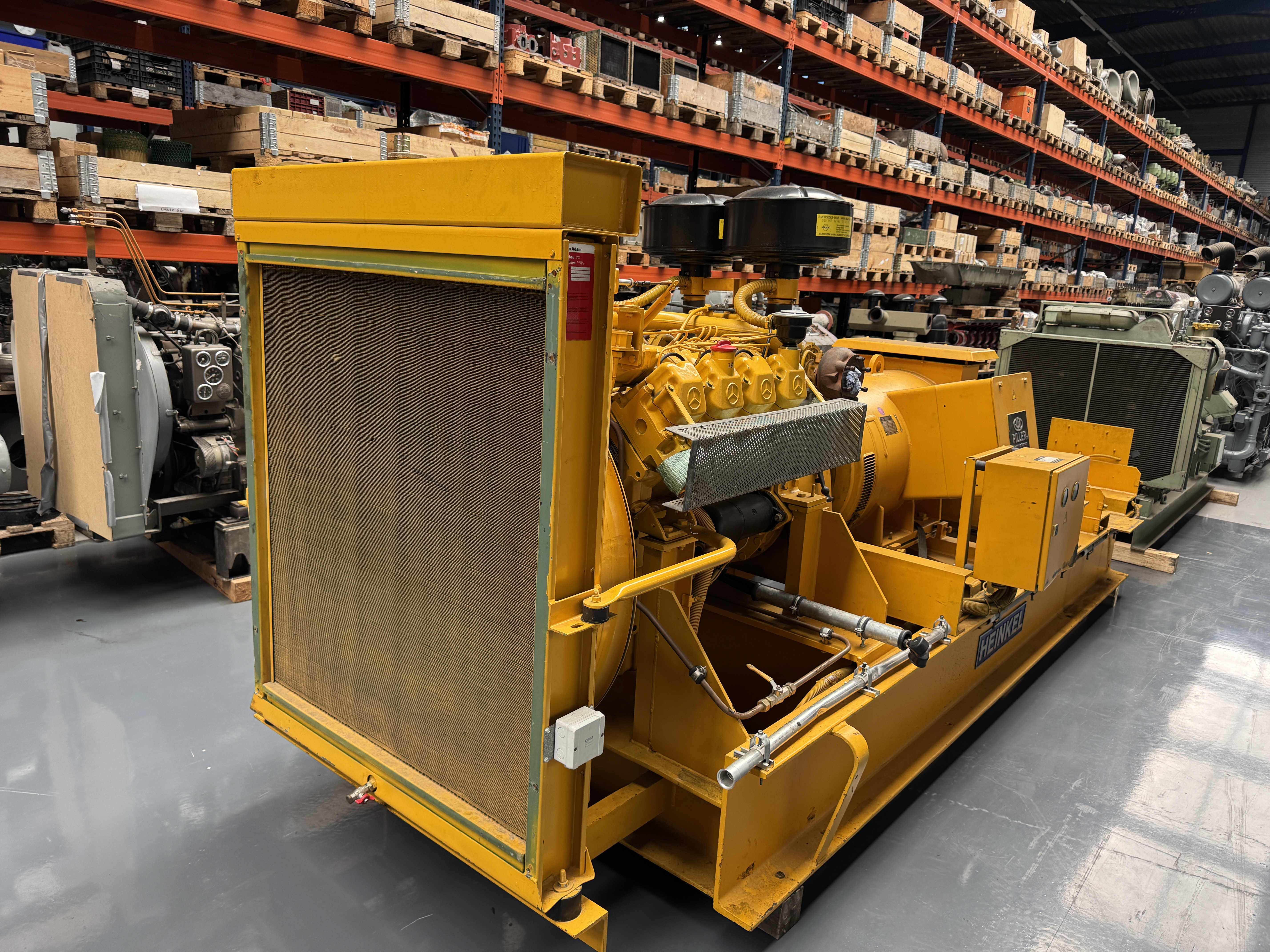 Used Merceders / MTU – 8V183 TA 32 – OM 442A – Anton Piller NKT 320-4 -265KVA