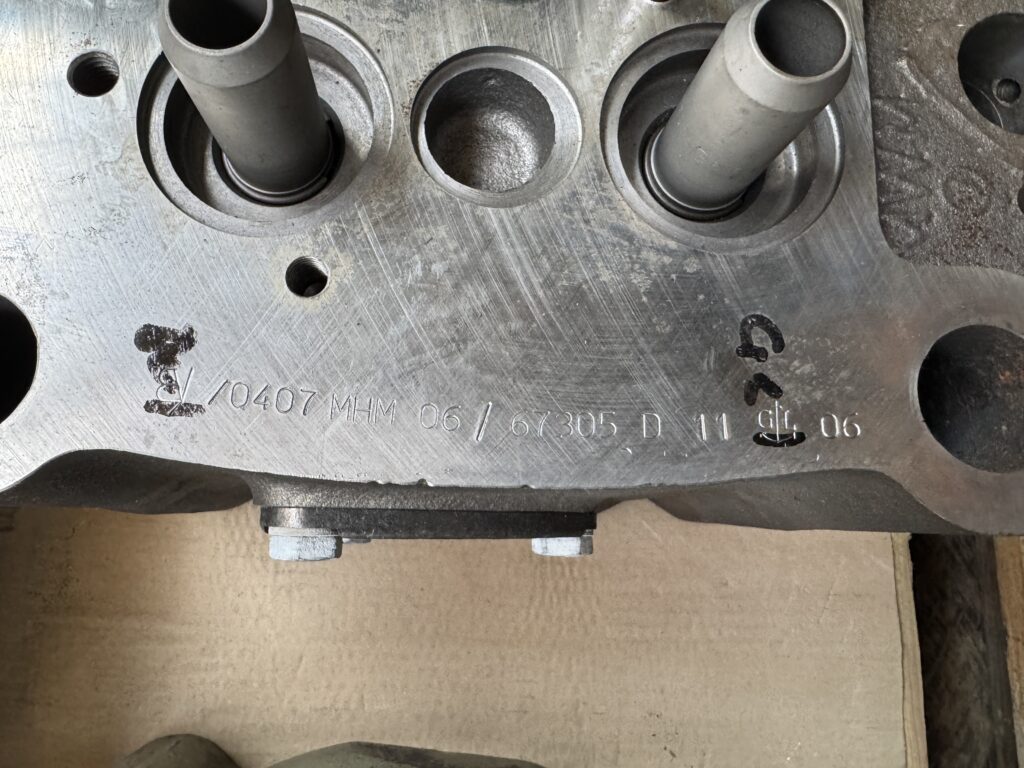 CYLINDER HEAD P/N 12170188 MWM TBD 440-6/8