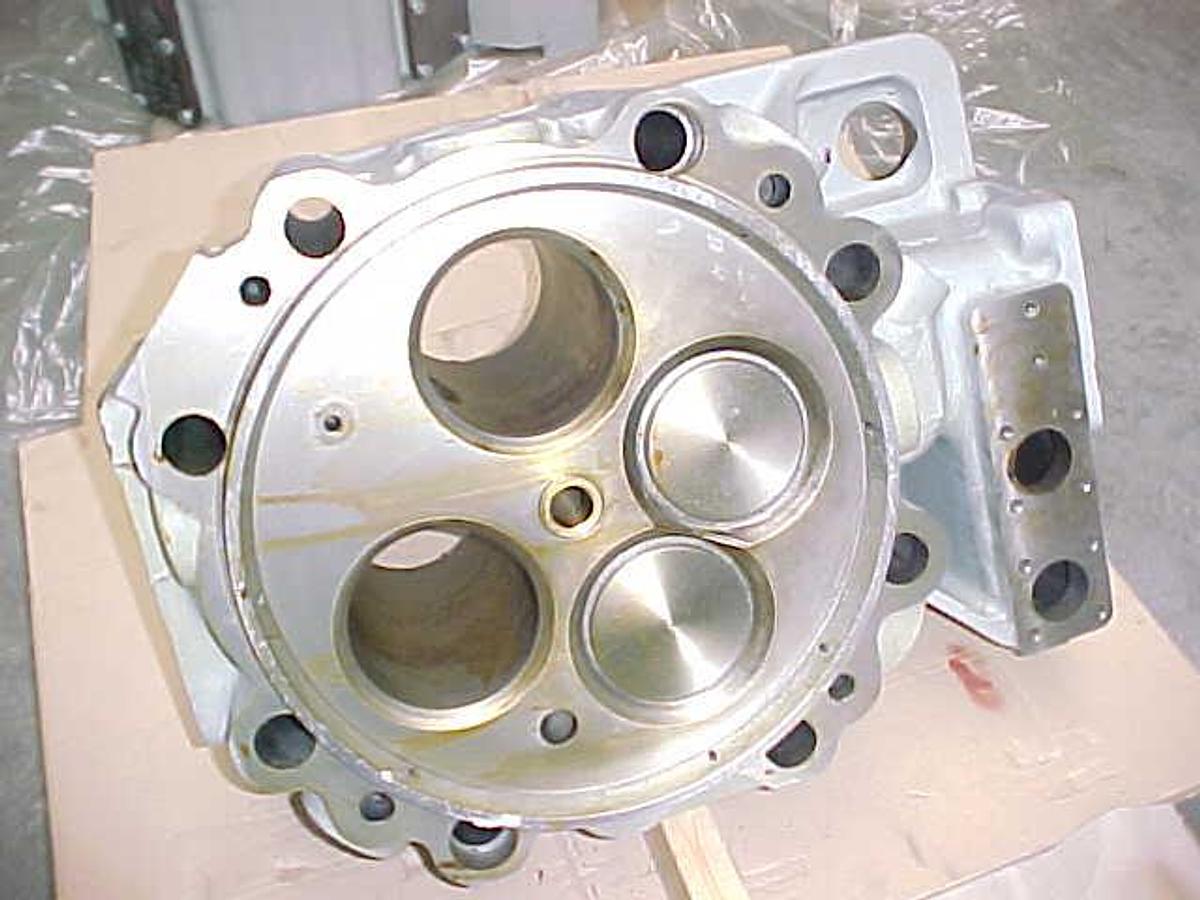 Used CYLINDER HEADS MWM TBD 510-L6 / L8