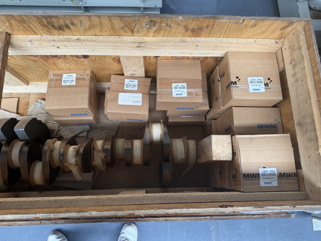 Used RECON MWM CRANKSHAFT RHS 518-A WITH MAIN AND CONNECTING ROD BEARINGS, 2nd UNDERSIZE