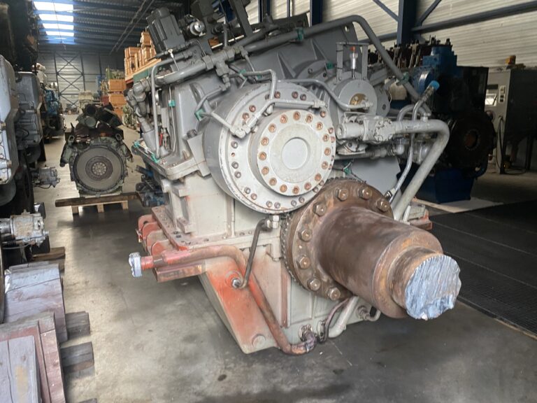 Used 1999 REINTJES WAF 3455 GEARBOX
