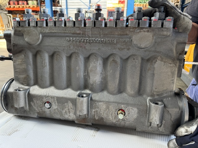 Used L'ORANGE PYY-G012B FUEL INJECTION PUMP TBD440-8K ( PY0-U117R ) MWM NMR: 6.440.8.725.008.7