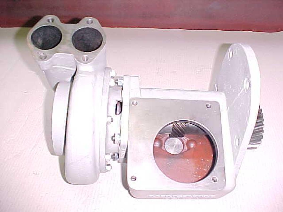 Used WATER PUMP MWM TB12RS18/22