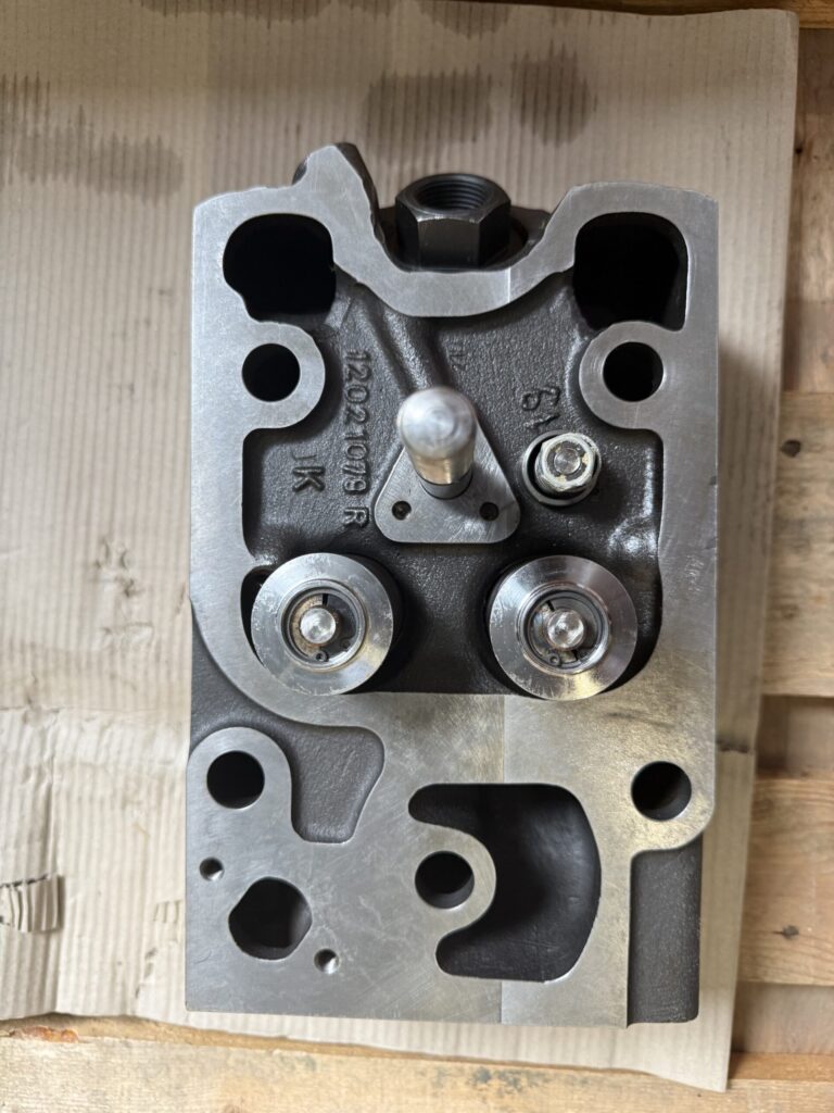 Used NEW CYLINDER HEAD MWM 518 P/N 1205 2875