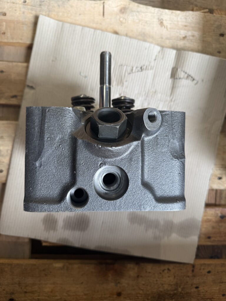 NEW CYLINDER HEAD MWM 518 P/N 1205 2875